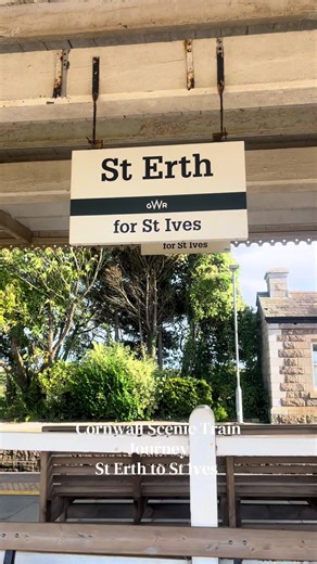 St Erth to St Ives Spectacular Coastal Train Journey. It’s a good one 🚂 #cornwall #cornwallcoast #scenicviews #beautifuldestinations