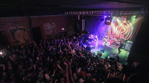 Headliners Music Hall, the iconic live music venue, is up for sale. Here's what we know