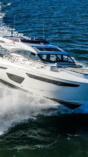 Docking a S60 Princess, it is a lot easier than it looks, or maybe it is because Forest Anderson is a pro! | SI Yachts