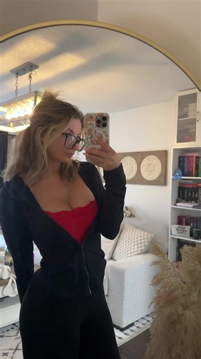 keri steel (@keeping.it.keri)’s videos with original sound - 𝖊𝖑𝖎