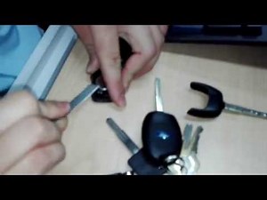 How to replace a Ford Fiesta key battery