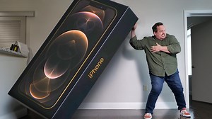 Unboxing the iPhone 12 Pro Max and its nifty MagSafe case