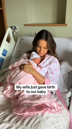 1.7M views · 10K reactions | We are heaven.懶 #taylorandsoph #birth #delivery #hospital #newborn #laboranddelivery #sweet #baby #reels | Sharing Honestly | Facebook