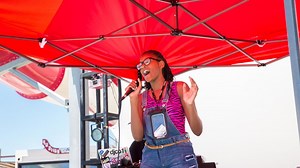 Wet'n'Wild Las Vegas hosts singing contest with $1,000 scholarship prize