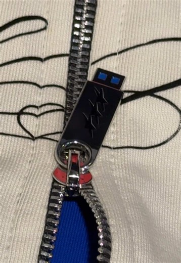 USB or Zip Puller? The Ultimate Gadget Confusion