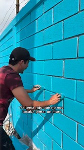 Pintamos un muro super largo #Mural #Streetart #Painting #Urbanart #artwork | Duotag