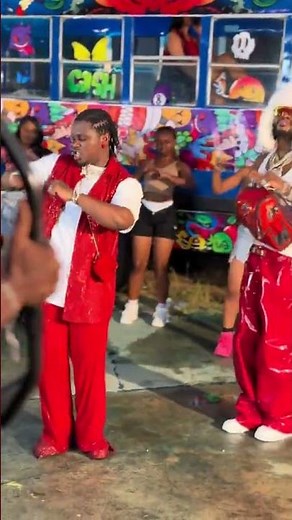 Rayvanny ft Diamond platnumz nesa official video