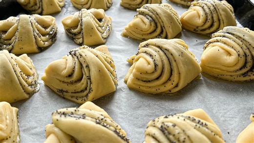 3 easy bun recipes that look impressive but are surprisingly simple