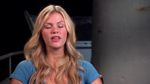 ▶️ Bataille navale - Battleship: Brooklyn Decker On Her Attraction To The Project