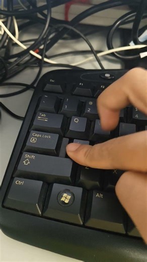 Don't buy this keyboard #funny #hilarious #keyboard