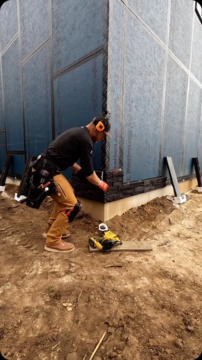 RR Buildings on Instagram: "Loving the look of Versetta Stone on any of our buildings but especially now that I’m installing it for myself on the new shop! This is the first step to getting the walls finished and I couldn’t be any happier!"