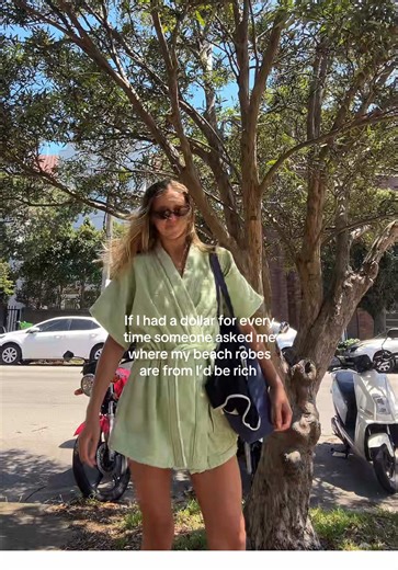 Finding the Perfect Beach Robe in Sydney