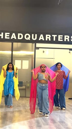 Shailja Panchkaran on Instagram: "One with the cutie @nirtya_nitya and my best @_.isha._sharma 🤌🏻🌸 🎵- @karanaujla 📍- @hotstepdancestudio #explore #search #viral #fyp #explorepage"