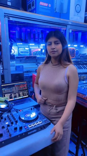 Cómo conectar un controlador a la consola de audio