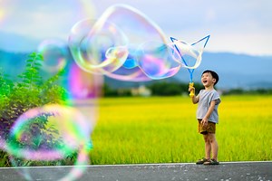 Watch Uncle Bubble Giant Bubble Wand Ultra Bubble Solution on Amazon Live