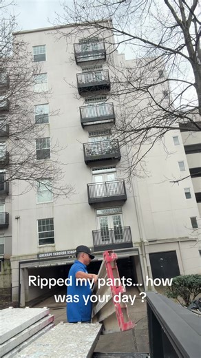 Jeans got stuck on the scaffolding and ripped my pants 🤣😭