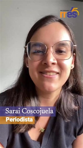 🎉 15 años haciendo ruido donde otros guardan silencio 🎉 En este aniversario, celebramos las voces que han hecho de Runrunes un referente del periodismo independiente en Venezuela. 🇻🇪 Hoy nos acompaña Sarai Coscojuela, periodista que formó parte de nuestra redacción y que sigue dejando huella con su trabajo y compromiso con la verdad. 🗞✨ Sarai nos comparte su felicitación por estos 15 años de Runrunes, recordando lo que significa hacer periodismo en tiempos difíciles y reafirmando la importa