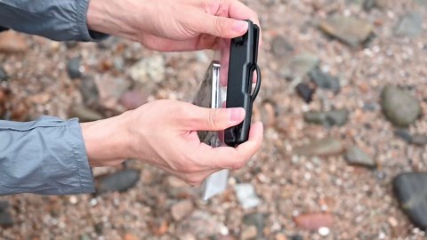 Waterproof Phone Pouch Floating Waterproof Phone Case Universal Cellphone Dry Bag for iPhone Samsung Galaxy Up to 7.0", IPX8 Underwater Phone Protector with Neck Lanyard - 2 Pack (Black+White)