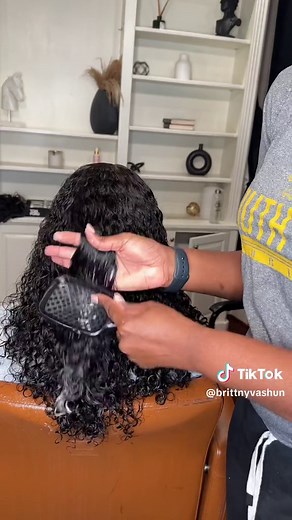 Burmese Curly Hair Styling Tips: Defined Curls with Minimal Products