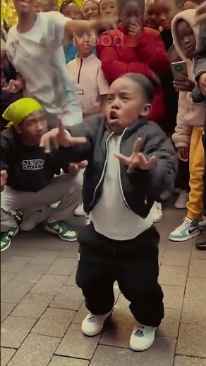 She ABSOLUTELY ate this Amapiano track up! 🤯🔥 #shorts #wozani #dance