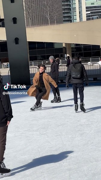 Professional Ice Skating Surprises Public with Impressive Tricks