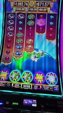 Wheel of Fortune slot machine. Free Games - $3.20/spin