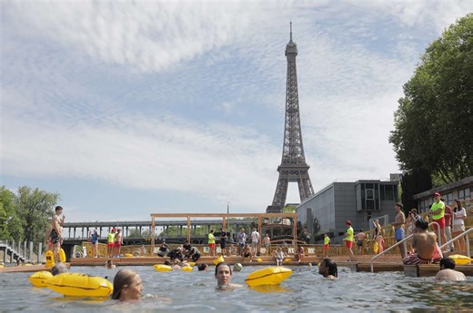 You Can Now Swim in the Seine for the First Time in 100 Years