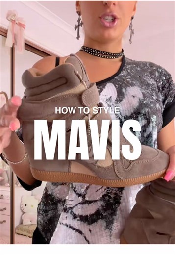 Stylish Ways to Wear Mavis: A Guide by Annalise
