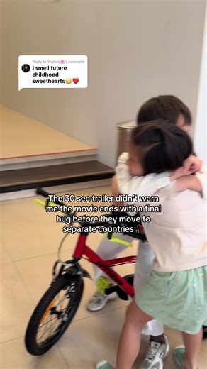 Past Lives Movie: Friendship and Farewell Themes