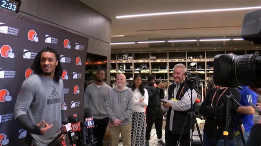 #Browns Grant Delpit started his media avail wearing an Alabama jacket. "I'm gonna throw up." Appears he lost a bet to Jerry Jeudy following the LSU/Bama game, and Jeudy wasn't happy he took the jacket off early😂 | Leah Doherty