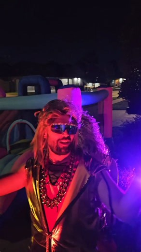 When the 80s wrestlers took over Halloween night… nobody was ready for this 💀😂 #HalloweenNight #EmpanadaGuyLafayette #80sVibes #CajuntinianCrew #WrestlingLegends #fun #lafayettelouisiana | Empanada Guy Lafayette