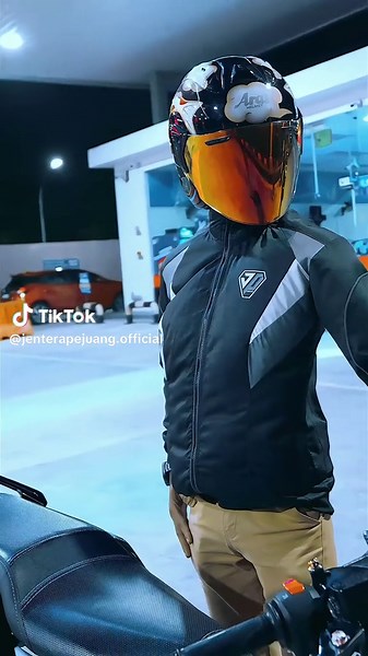 Debaran kian terasa🔥 are tou ready guys? Sportjacket reflect v5 8.11.25 at No kroni No select🥰 #jenterapejuang #ridetofashion #ridewithpride #fyp #xybca #sportjacket