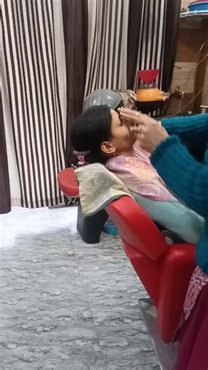 Durga Beauty parlour 💃✂️ on Instagram: "#makeupartist #hairstyle #bridalmakeup #makeupartist #beauty 🥰💃🥰"