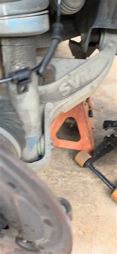 2011 F150 Raptor Hub torque specifications