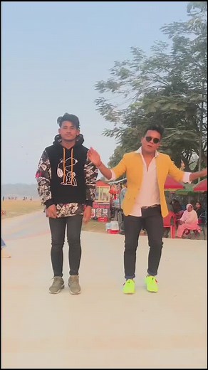 Focus Out#foryou @ghimireraj115 #thedancestudio #narayaniriver❤️ #chitwanese_dancer❤️ #srawan🥰