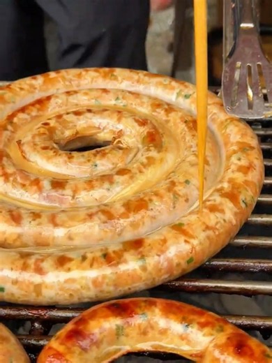 Juicy Charcoal-Grilled Sausage Roll That’ll Make You Drool 🔥🌭 | Home Kitchen China