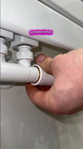 Thermostat installed on the towel radiator for perfect temperature control