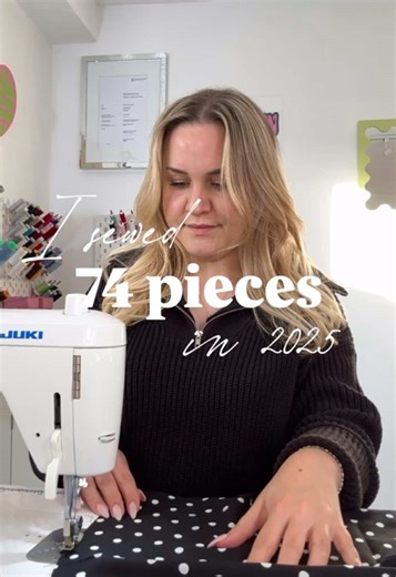 In 2025, I sewed 74 garments in one year 🥺🫶🏼 This video not only shows all my projects, but also what is possible when you work with good patterns where everything fits perfectly, so you enjoy it more and really want to finish your projects! 🤍 If you've also decided to sew your own clothes in 2026, then be sure to follow me. I'll show you step by step how sewing can be feasible, creative, and truly achievable, using patterns that make your work easier and keep you motivated 🧵✨ And to everyo