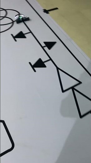 Super high precision line follower robot #robot #automobile #car #engineering #electronic #arduino