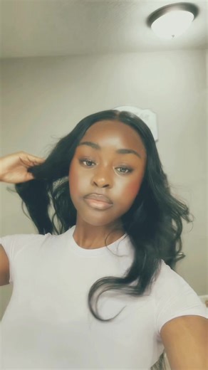 christinaSpamz_ (@christinaspamz_)’s videos with Leg Over - Mr Eazi