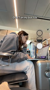 Loop Switch™ 2 earplugs give you flexible noise control, taking you from AM to PM, no matter what life throws at you: 💫 1 earplug, 3 acoustic modes 🤹 Rotating dial takes you from situation to situation ☁️ Silicone ear tips mean all-day comfort 👂 Certified hearing protection Shop now and try with 100-day free returns. | Loop