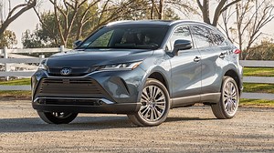 2021 Toyota Venza XLE Long-Term Test Intro: Can Luxury Be Mainstreamed?