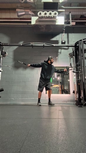 4am grind. Chasing it. #Training #Fitness #discipline #motivation #gym