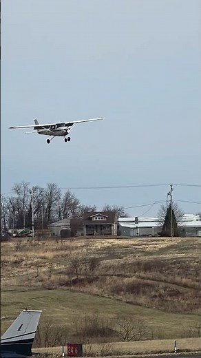 C150 Cessna 150 Landing Windy Conditions