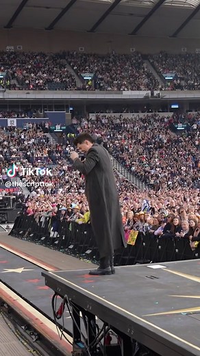 Standing in the Hall of Fame — The Script song info