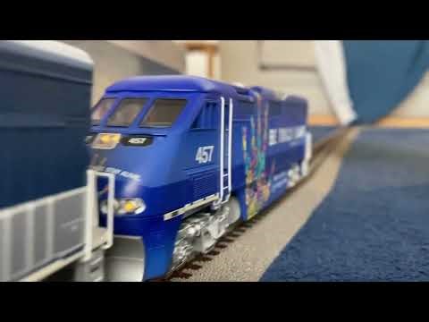 Amtrak Pacific Surfliner F59PHI locomotive HO Scale (DCC Sound)
