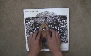 【Todd in the Shadow】POP SONG REVIEW- "Break My Soul" vs  "Falling Back"