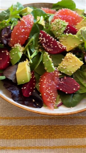 Grapefruit is in season, and it really shines in this winter salad by @DorasTable 🍊🥗 Mixed greens tossed with sweet roasted beets, juicy grapefruit, creamy avocado, and crunchy puffed amaranth make a bright, earthy, creamy, and crunchy salad—the kind of salad perfect for winter days when you want something light but still hearty. #WinterSalad #GrapefruitSeason Grapefruit, Beet, and Amaranth Salad Makes 4 servings 1 6-ounce package mixed greens 1 large grapefruit 1 small avocado, pitted and cut