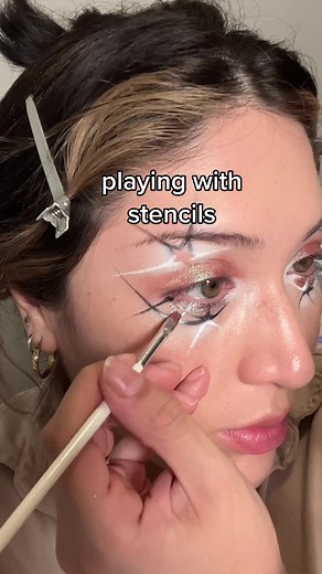 Experimental Makeup with Star Stencil: A Creative Journey