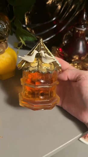 2.2K views · 42 reactions | I’m obsessed with vintage Avon - #vintageavon #avonbottles #avon #thiftfinds #collection | Kayles Miniatures | Facebook